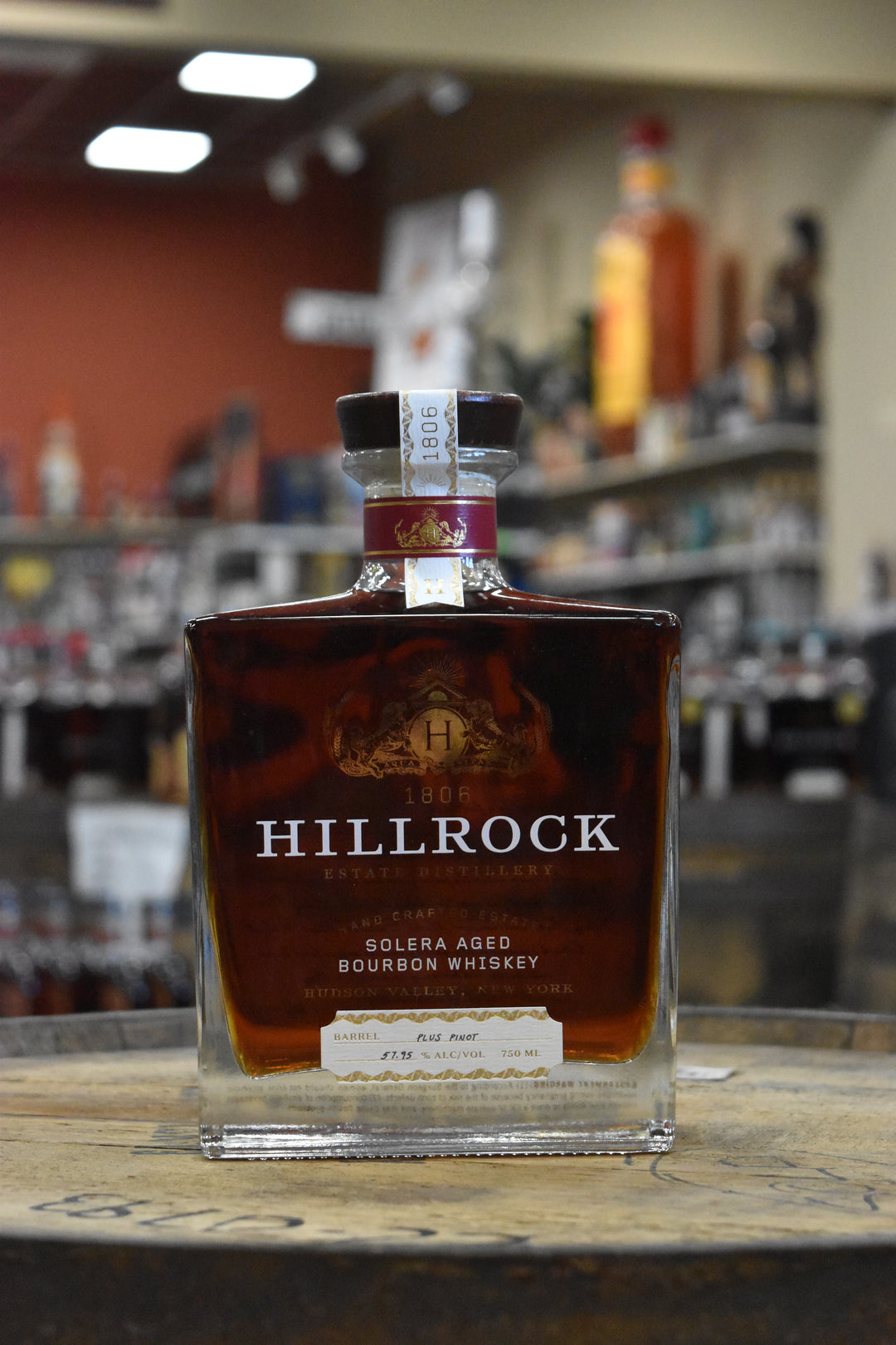 HILLROCK SINGLE BARREL "PLUS PINOT"